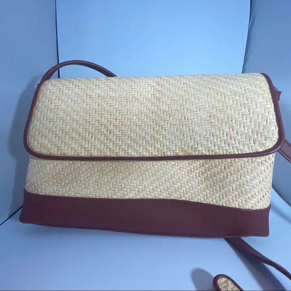 Handbag - Picture 4 of 8